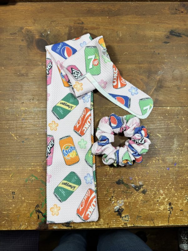 Sodas (Dr Pepper, Coke, Pepsi, 7 Up) Scrunchie